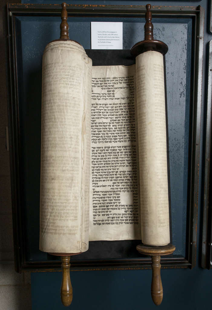 Memorial Torah Scroll - Congregation Beth Shalom of The Woodlands