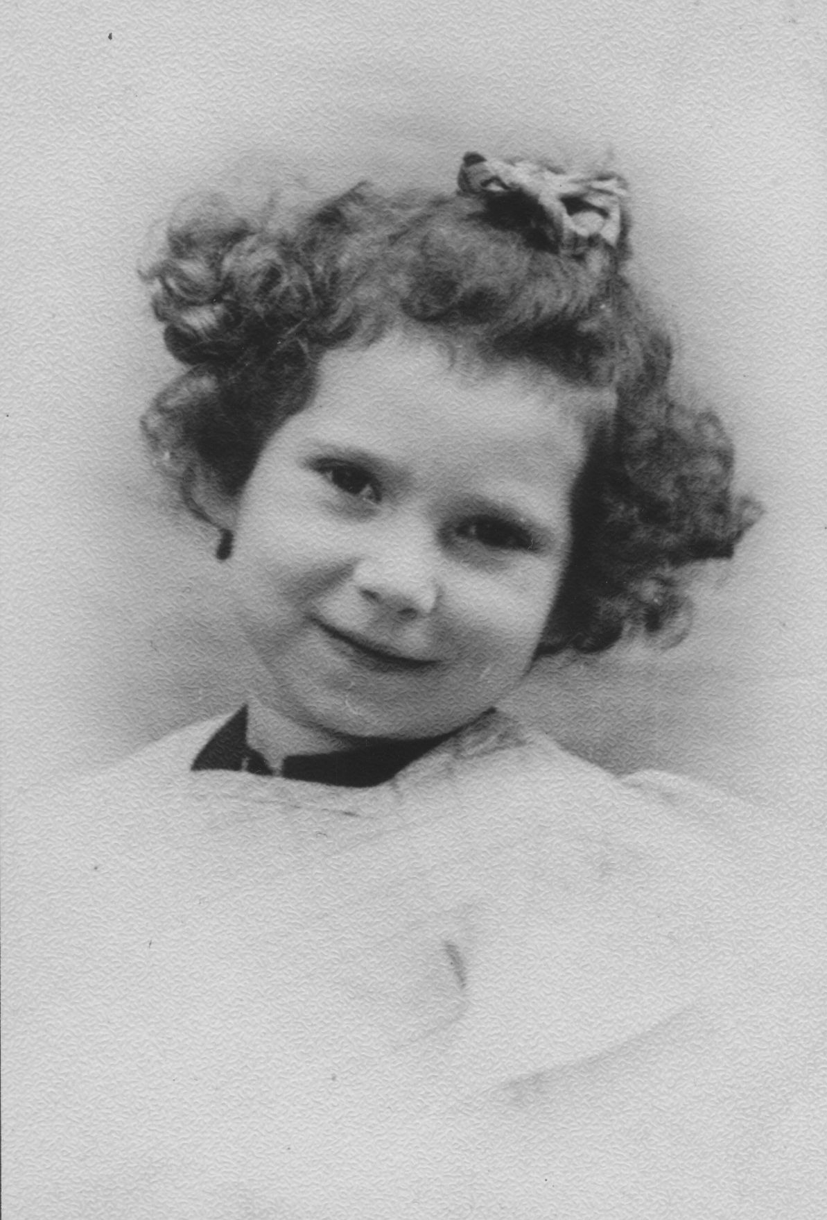 Out of Chaos: Hidden Children Remember the Holocaust - Illinois